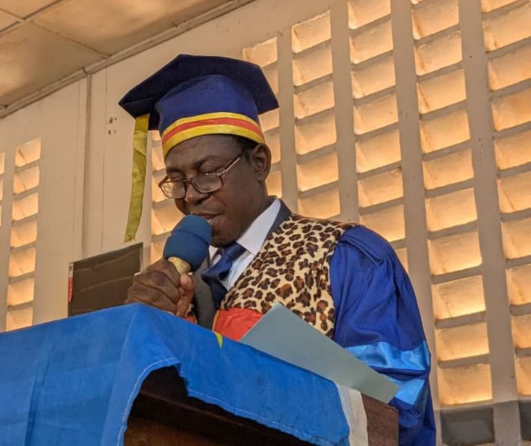 Sud-Ubangi : Le Professeur Joé Tegbesa Movuda, 60 ans d’excellence académique et d’engagement pour le développement

