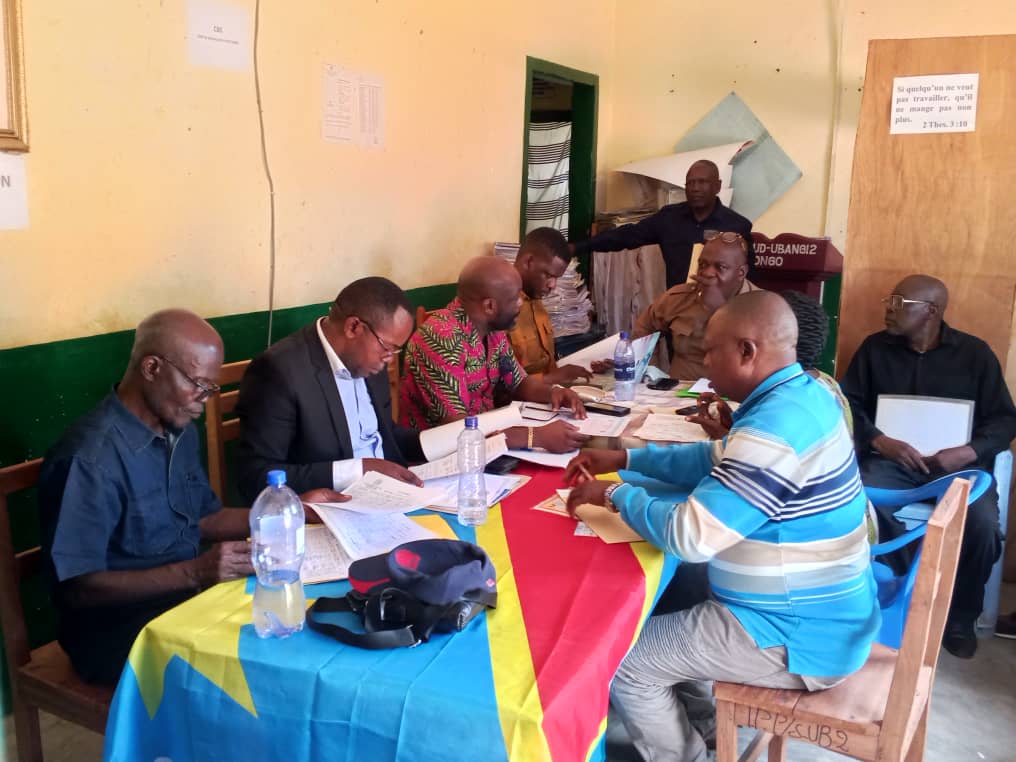 SUD-UBANGI 2 : Lancement officiel du contrôle physique pour traquer les agents fictifs à Zongo

