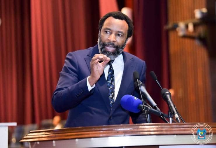 RDC : Coup de tonnerre à l’Assemblée nationale — Mbindule défie la décision de Tshisekedi et maintient sa candidature !