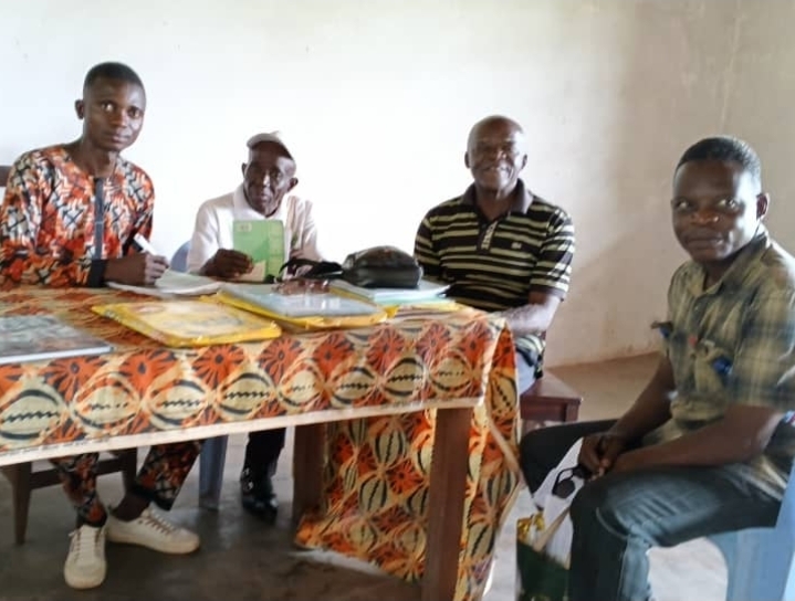 Sud-Ubangi : l’ONGD AZAAC reçoit la visite du comité d’orientation du GTCR-R
