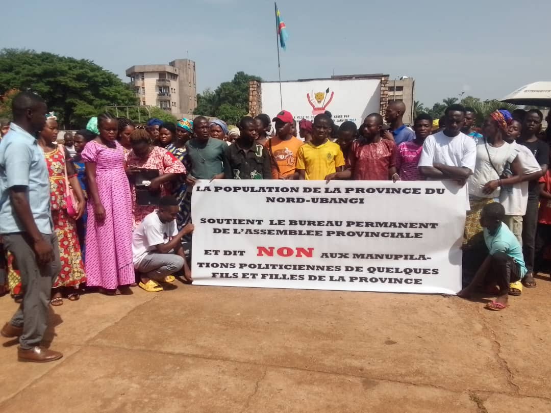 Nord-Ubangi : La population se joint à l'Assemblée provinciale pour barrer la route au report des élections sénatoriales et gouvernorales

